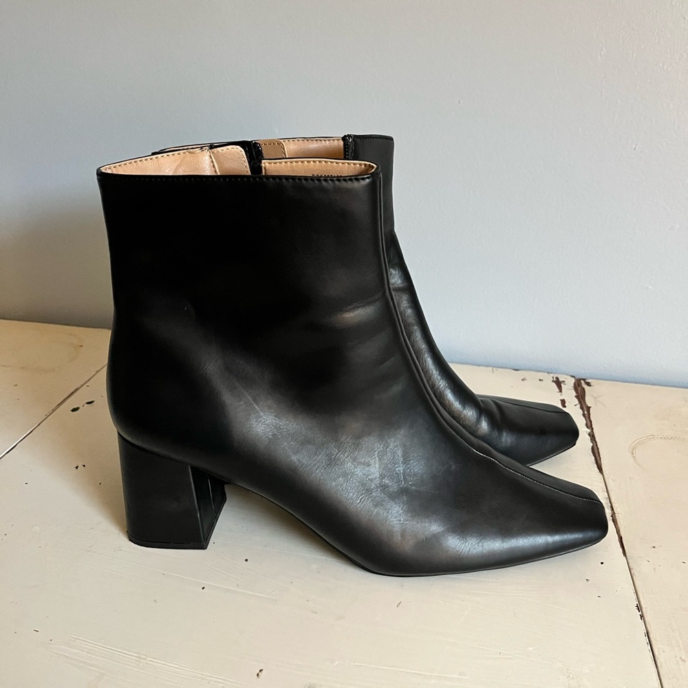 NWOT Black Leather Ankle Boots